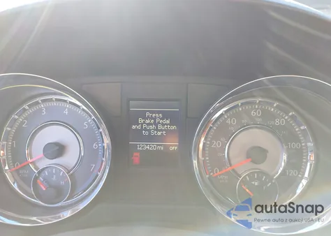 2013 Chrysler Town & Country Touring-L z USA, uszkodzony, nr VIN 2C4RC1CG6DR509194